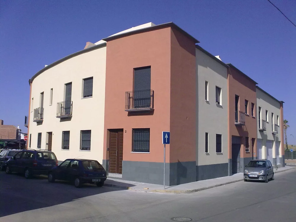 Edificio de Viviendas Locales, Oficinas y Garajes en El Viso del Alcor (Sevilla) Alcor